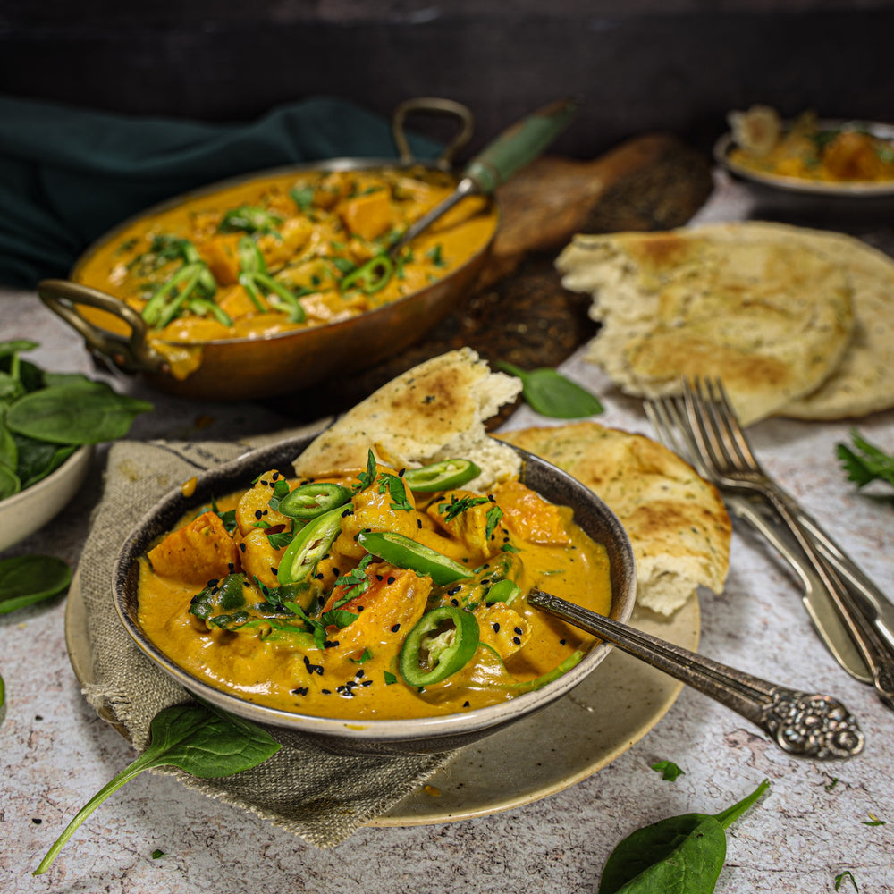 
                  
                    Load image into Gallery viewer, Makhani Gobi Chicken, Spinach &amp;amp; Nigella Seeds (Frozen)
                  
                